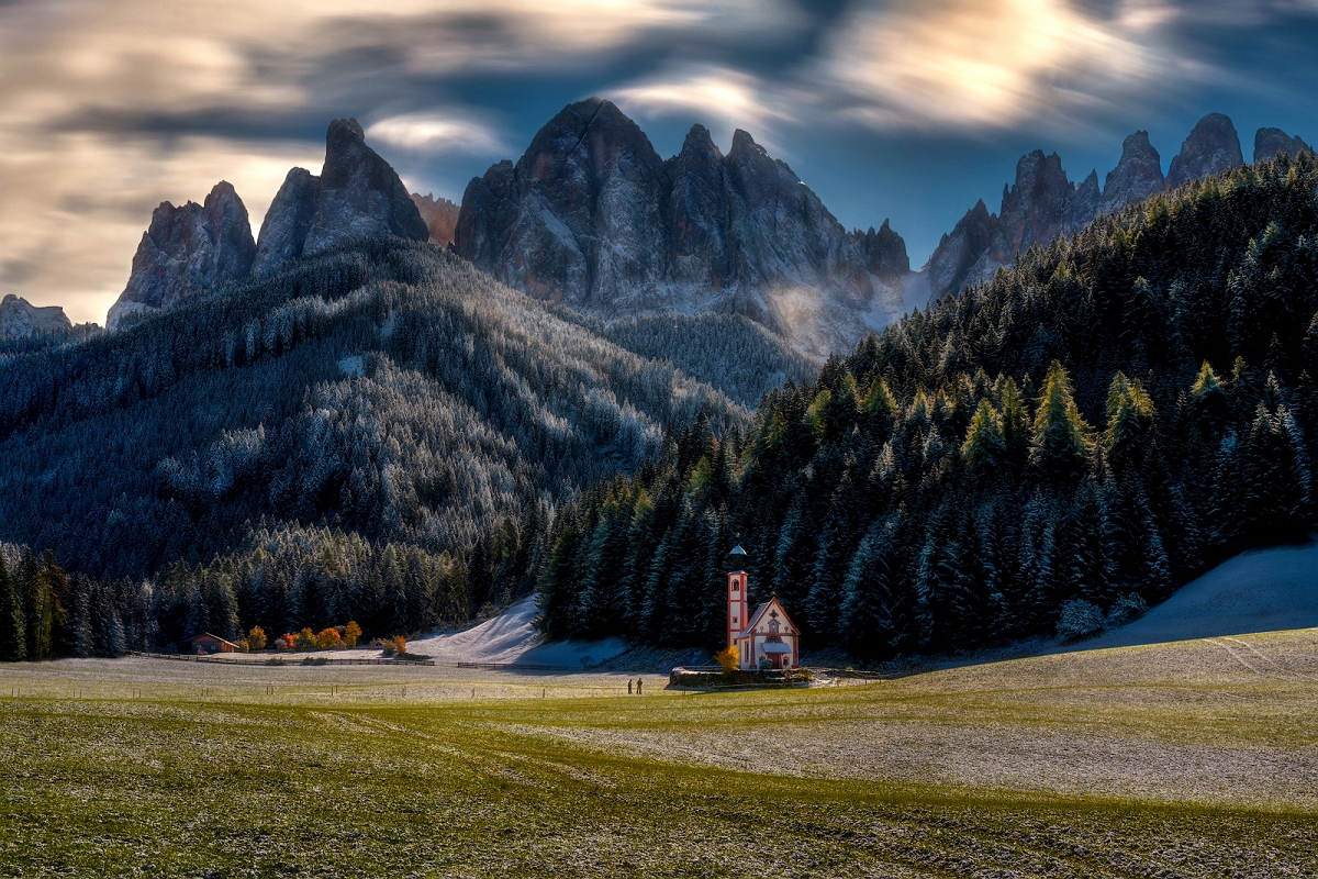 _DSC4310cropMinDA.jpg - Pazdziernik 2020_Kosciol St. Johann, Dolomity , Włochy