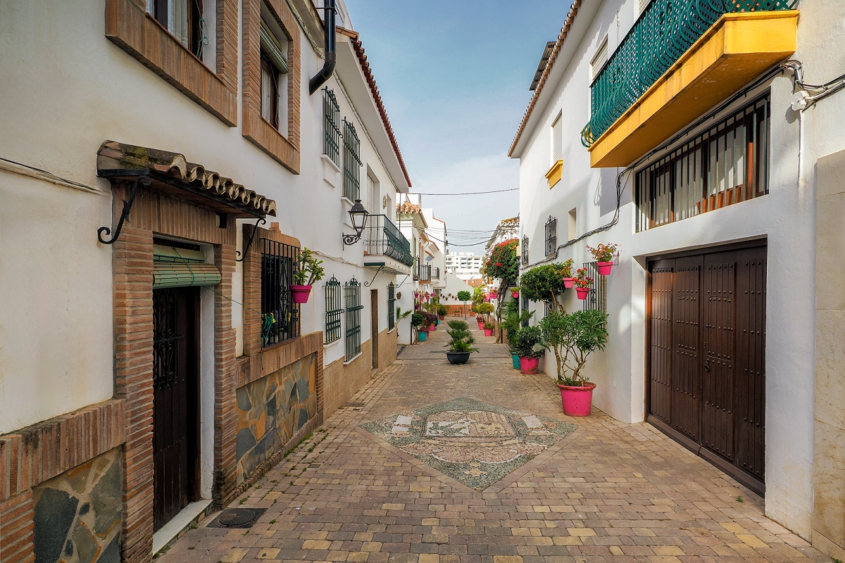 _6070423MinD.jpg - Estepona
