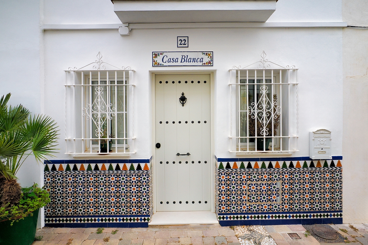 _6070424MinD.jpg - Estepona