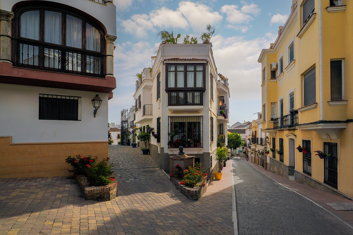 _6070473MinD.jpg - Estepona