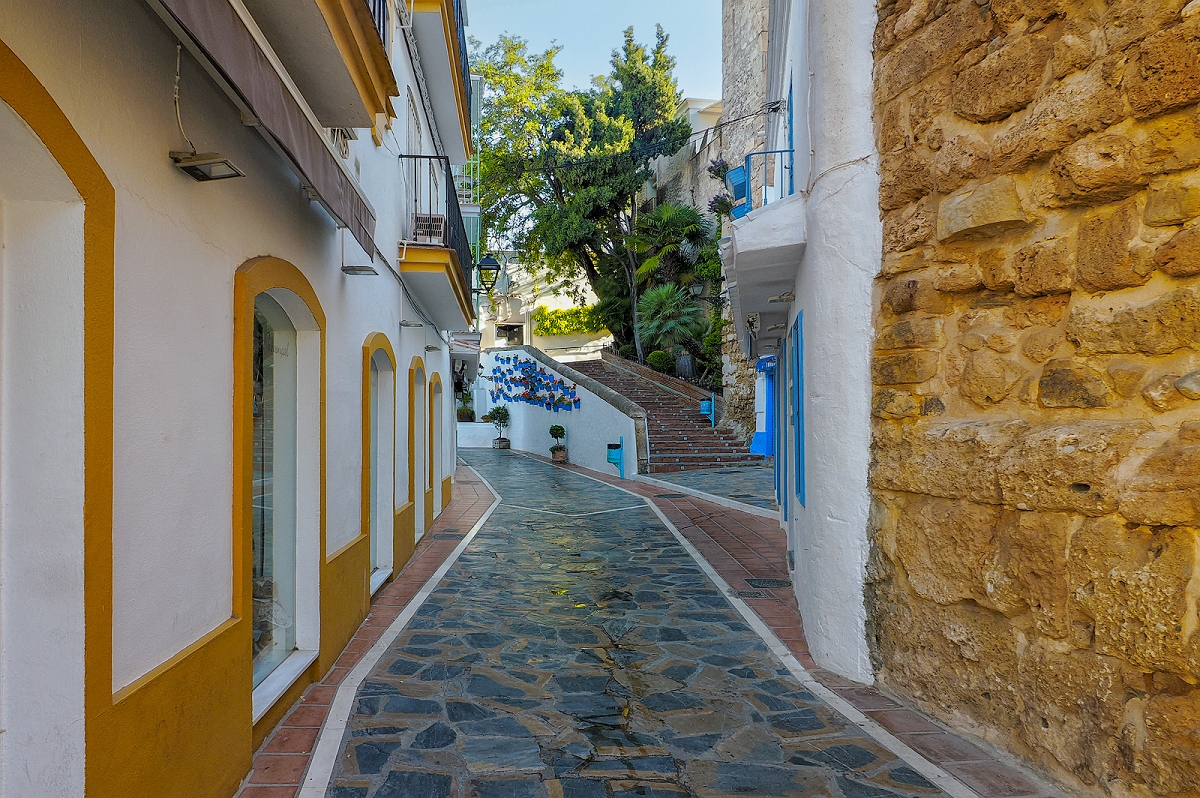 _6100618MinD.jpg - Marbella