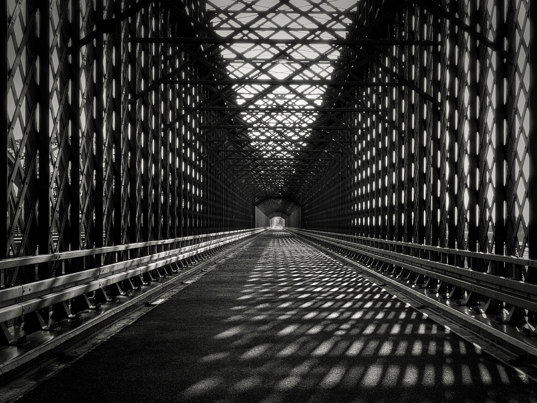 _9020470BW_AsMinDk.jpg - Na moscie