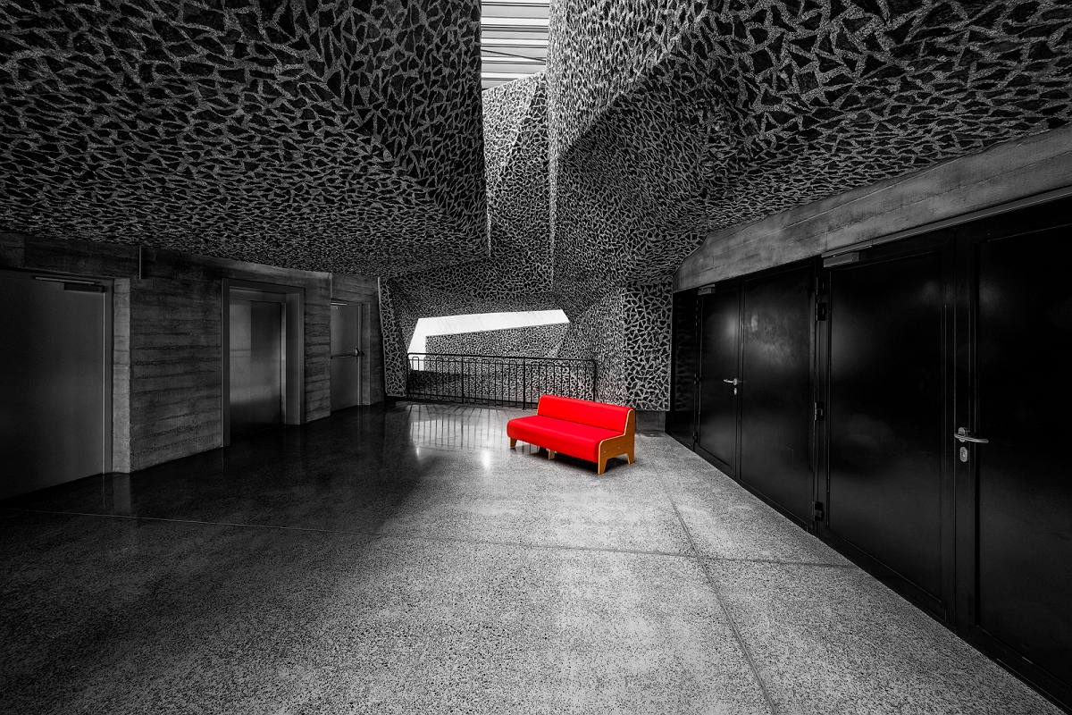 _DSC9187BWMinD.jpg - Sofa