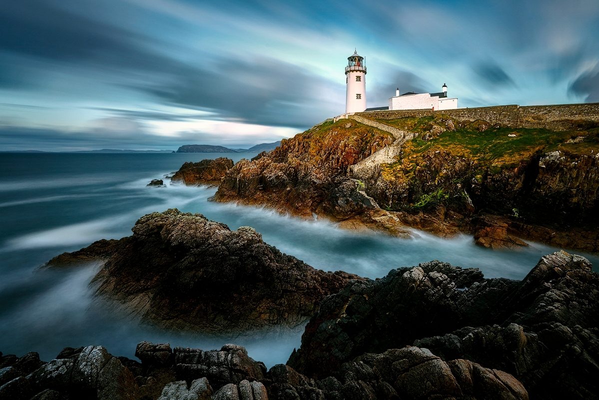 Lighthouse Fanad Head.jpg - Fanad Head - 31 maj 2016 fotografia zdobyła, I miejsce - Maj 2016 - w Internetowym Konkursie Miesiąca na portalu Foto Kurier i zostanie wydrukowana w tymze magazynie fotograficznym http://www.foto-kurier.pl/galerie/profil,2925,221195,fanad-head.html
