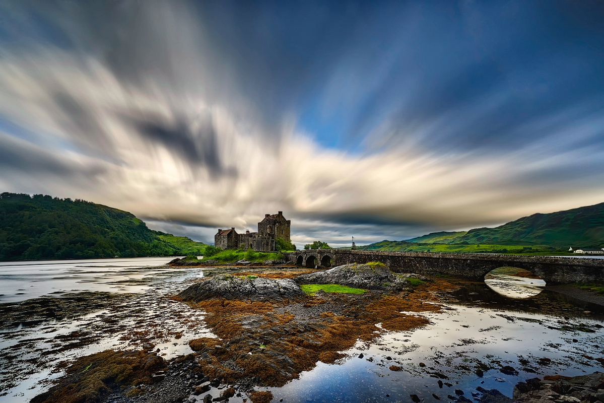DSC_2631MinD.jpg - * Eilean Donan Castle *  Szkocja, 24 07 2015 Zdjecie dnia społecznosci National Geographic Polska,  http://www.national-geographic.pl/foto/fotografia/eilean-donan-castle-ii-1018305