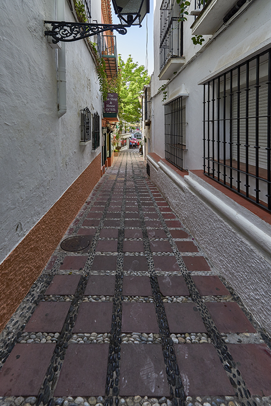 DSC_7606kmin.jpg - Hiszpania, Marbella, wybrzeze Costa Del Sol urokliwe uliczki starego miasta