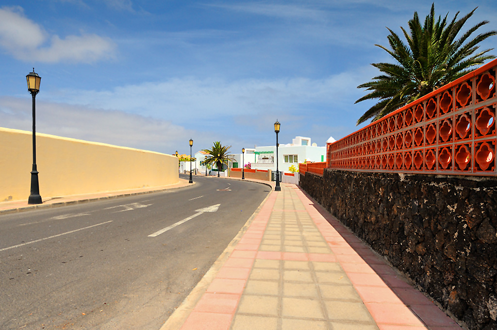 DSC_1622kmin.jpg - Fuerteventura , miejscowosc Corralejo