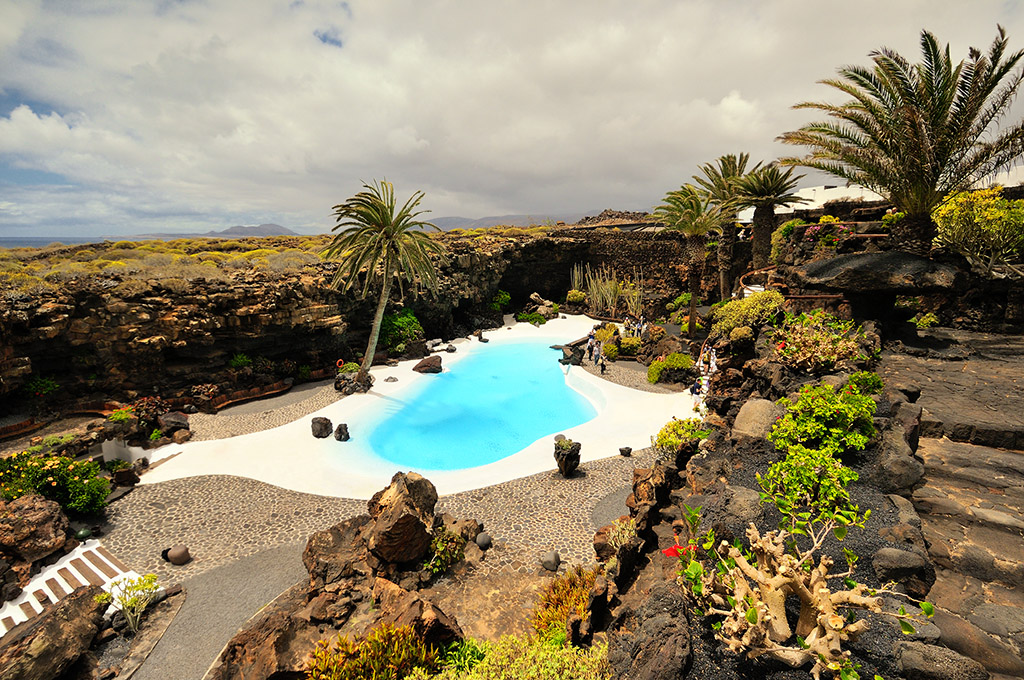 DSC_2325min.jpg - Lanzarote, krater wygasłego wulkanu Jameos del Agua