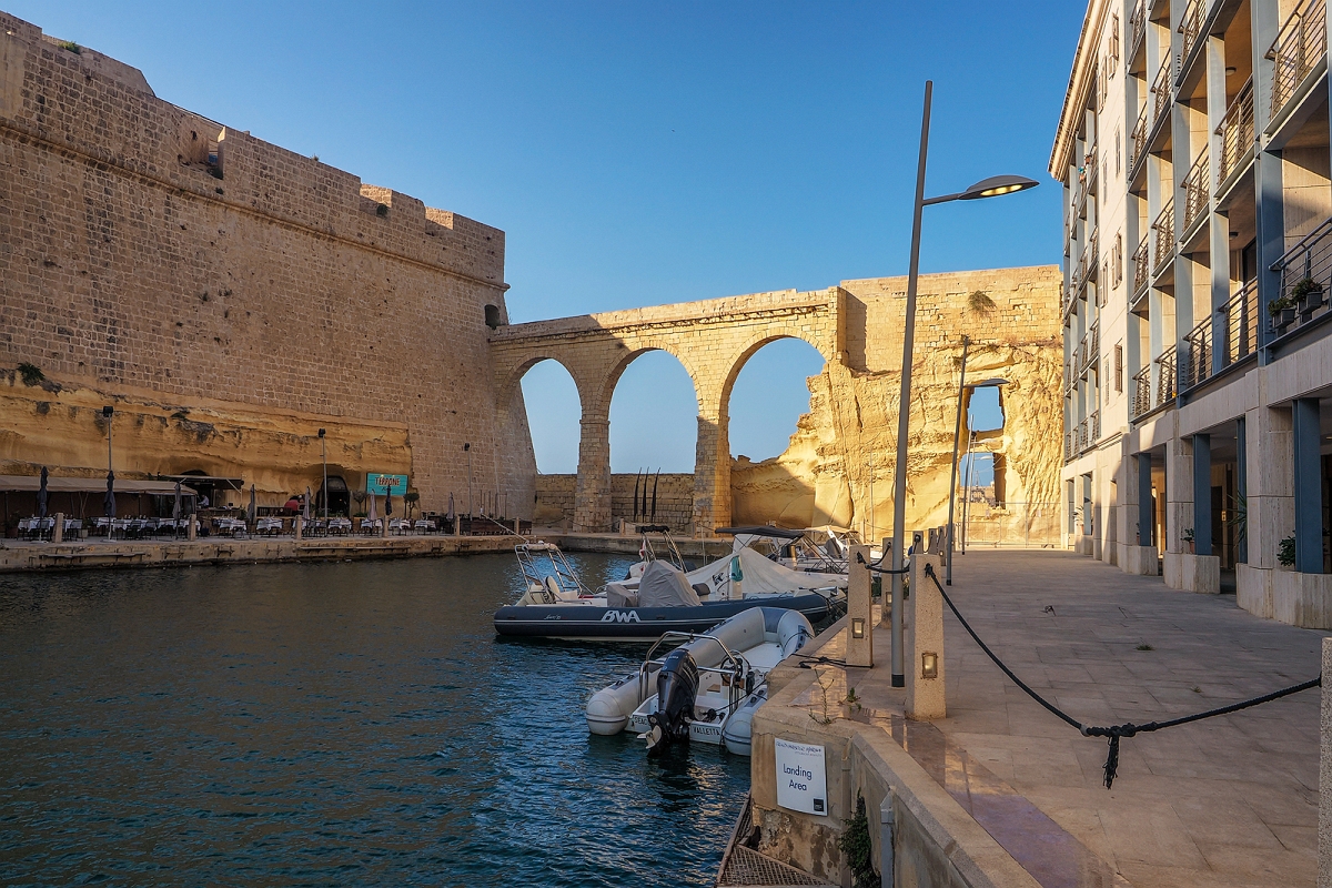 _7240288MinD.jpg - Birgu