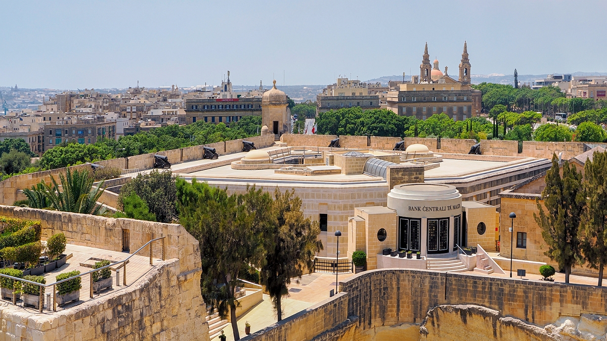 _7271218MinD.jpg - Walletta