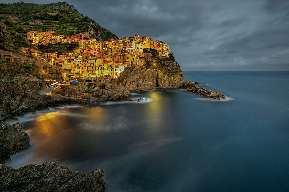 DSC_0282drukMin.jpg - * Manarola * Wlochy, dnia 08 08 2015, zdjecie wyborem redakcji National Geographic Polska, zostalo zdjeciem tygodnia http://www.national-geographic.pl/foto/fotografia/manarola-996401