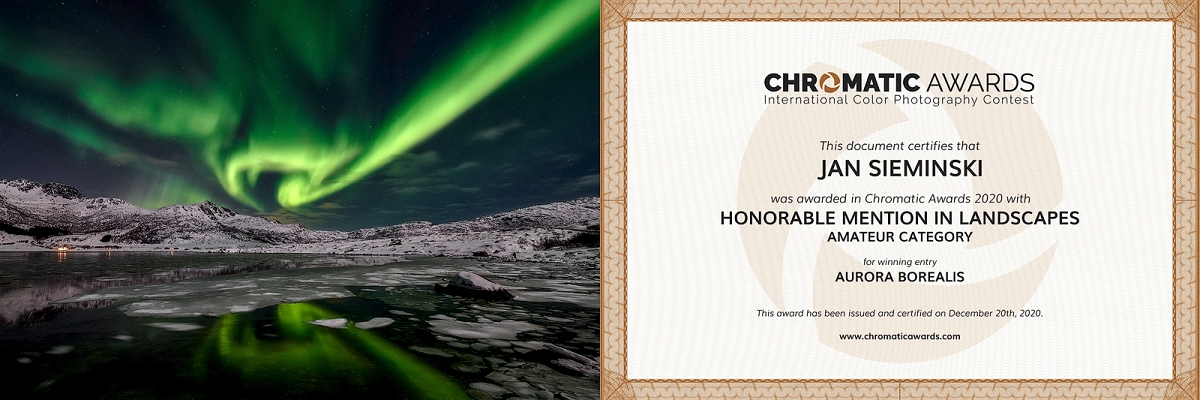 Chromatic Awards 2020 Aurora.jpg - Grudzien 2020 fotografia "Aurora Borealis" Norwegia otrzymała wyroznienie w International Color Photography Contest CHROMATIC AWARDS 2020