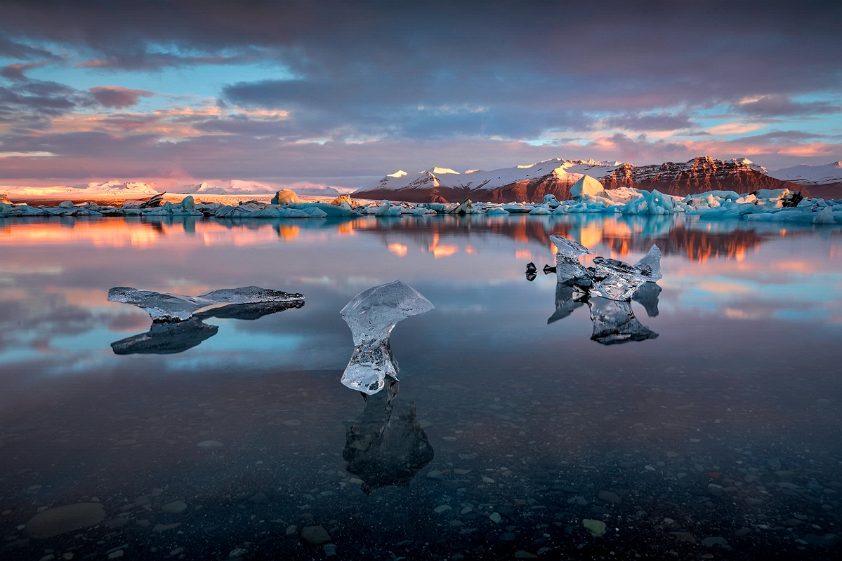 DSC_3232k2minD.jpg -  "Lodowa zatoka"  Islandia .......04 wrzesien 2018 zajeła III miejsce w konkursie " Wildlife and Nature" na portalu Photocrowd . Jest to jeden z etapow konkursuDigital Camera Photographer of the Year 2019https:// www.photocrowd.com/…/wildlife-and-na…/crowd-results/    ' Lodowa zatoka " Islandia ..... kwiecen 2018  zdjecie wyroznione przez redakcje National Geographic Polska   http://www.national-geographic.pl/fotografia/lodowa-zatoka   
