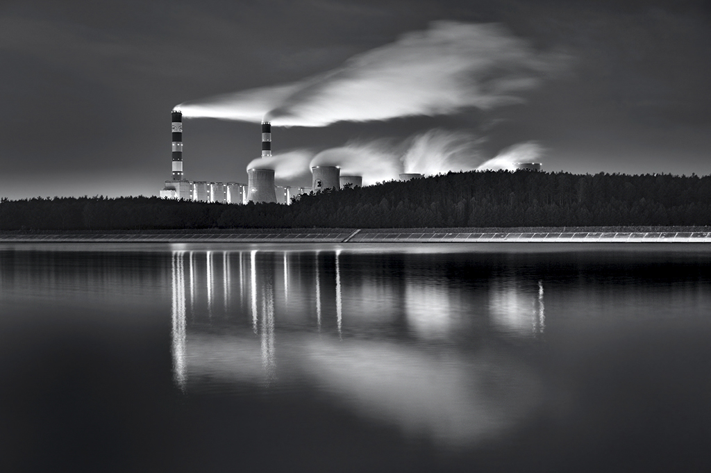 jan 2.jpg - * Elektownia * - fotografia zdobyła wyrożnienie w konkursie "Polska Nocą" http://www.galeria.cyfrowe.pl/konkurs r. 2010,......01 11 2013 fotografia uzyskała kwalifikacje do wystawy Miedzynarodowego Konkursu Fotografii Przemyslowej i Industrialnej FOTO PEIN 7 https://www.facebook.com/photo.php?fbid=678295165525820&set=pcb.678296038859066&type=1&theater,.......04 02 2014 fotografia została zdjeciem tygodnia na portalu Fotoik http://www.fotoik.pl/index.php?akcja=zdjecie&ak=pokaz&id=718007,.......12 01 2015 fotografia została wybrana  zdjeciem dnia na portalu Photo Net  http://photo.net/